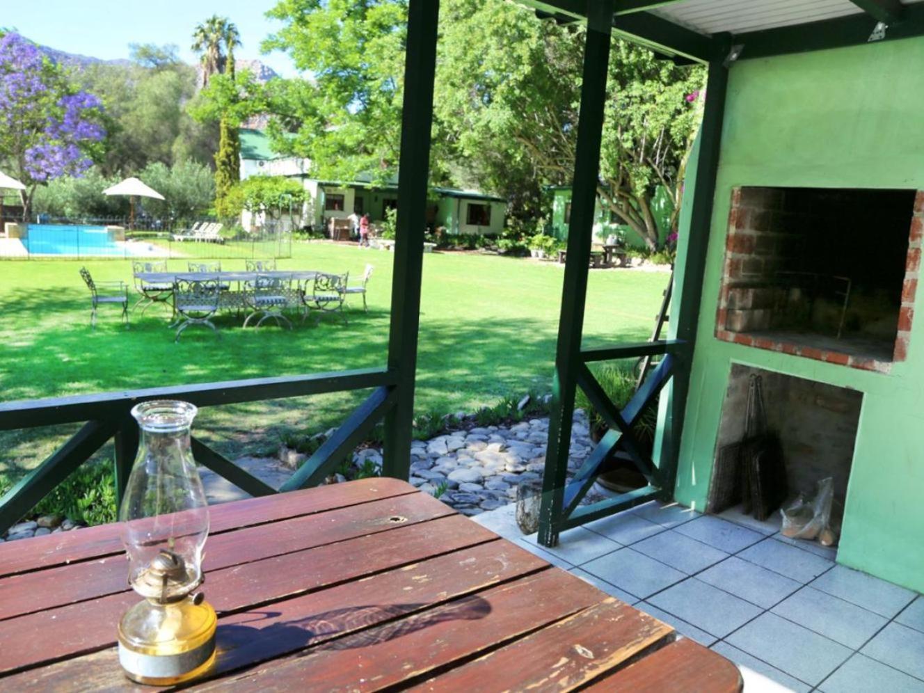 Rainbow Glen Self Catering Chalets Montagu Room photo