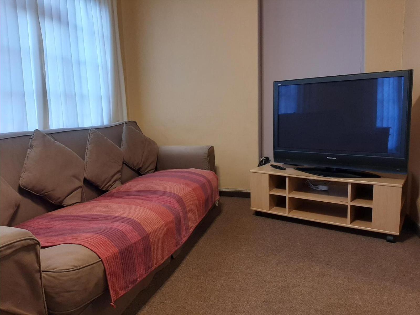 Rainbow Glen Self Catering Chalets Montagu Room photo