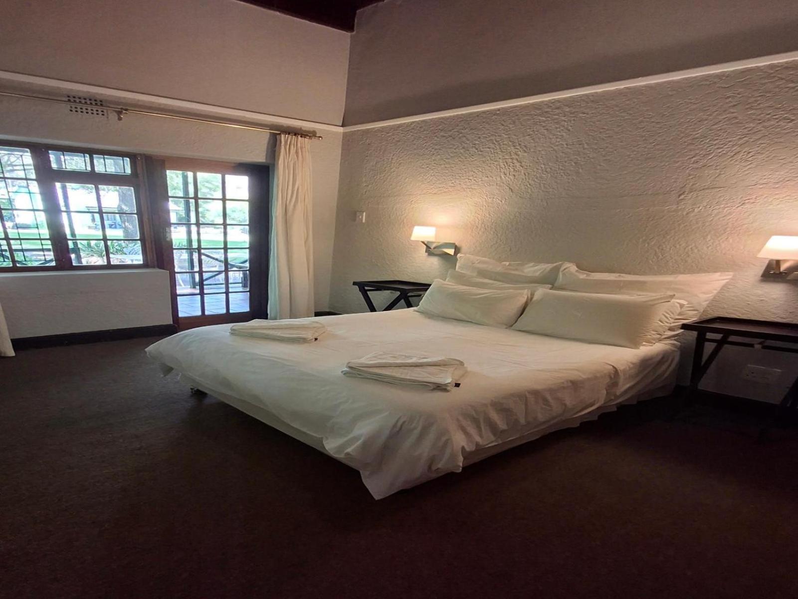 Rainbow Glen Self Catering Chalets Montagu Room photo