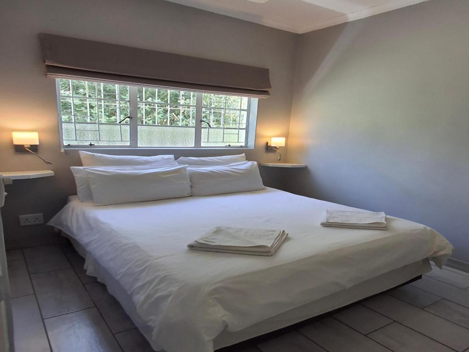 Rainbow Glen Self Catering Chalets Montagu Room photo